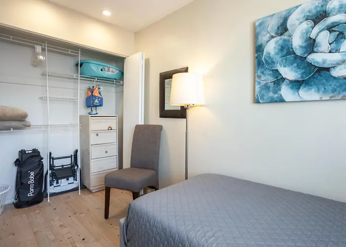 Renovated Private In The Heart Of Old Town Scottsdale, Pool & Hot Tub, Outdoor Bar & Kitchen, Walk To Shops & Bars *